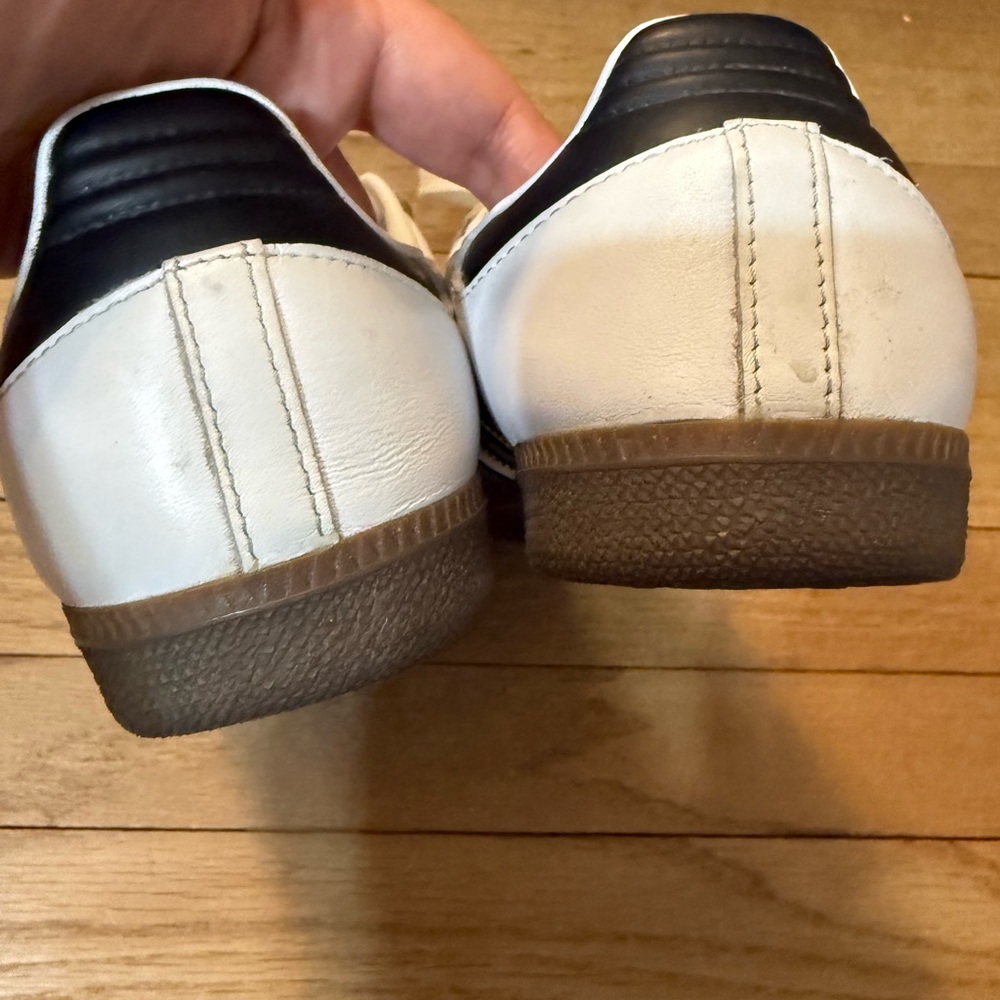 Adidas White Samba Sneakers with Gray Suede Toe and Black Stripes - Picture 5 of 7